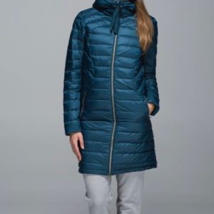 Lululemon 1x A Lady 650 Fill Alberta Lake Size 4
